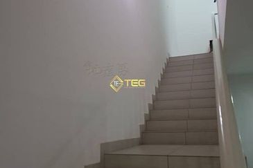 Taman Ehsan Jaya, Pendamaran