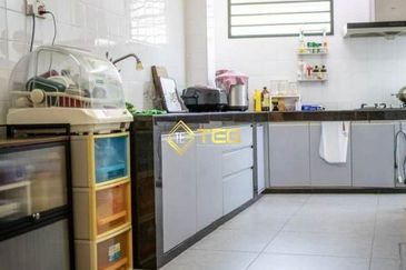 Taman Tepi Sungai ( Taman Teluk Pulai Indah )