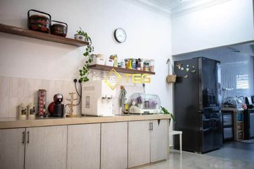 Taman Tepi Sungai ( Taman Teluk Pulai Indah )