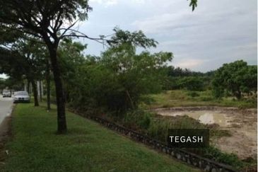 Taman Industrial Sungai Buloh (TSB Commercial Centre)