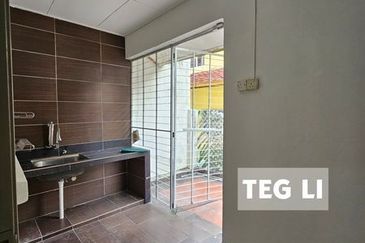 Kota Kemuning 2 Storey House Eria Renovated 22x75 Freehold Limited