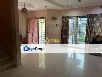 Eric Bandar Puteri 2sty House Extended Kitchen Gated n Guarded NonBumi, Selangor, Klang