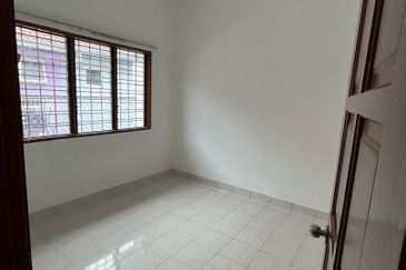 Jalan Makyong, Bandar Bukit Raja