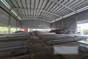 Kemuning Hills Industrial Land With 2 Factory 66000sf Shah Alam 