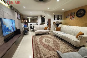 Taman Tepi Sungai ( Taman Teluk Pulai Indah )