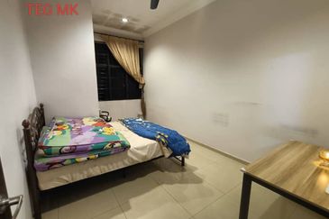 Taman Tepi Sungai ( Taman Teluk Pulai Indah )