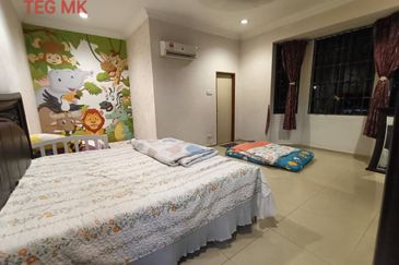 Taman Tepi Sungai ( Taman Teluk Pulai Indah )