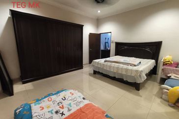 Taman Tepi Sungai ( Taman Teluk Pulai Indah )