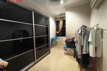 Taman Tepi Sungai ( Taman Teluk Pulai Indah )