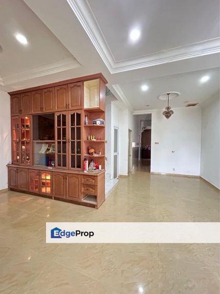 Shah Alam Seksyen 36 Near Kampung Jawa Klang 2 Storey House Facing Field 20x70 Freehold Renovated Extended Gated Guarded, Selangor, Shah Alam