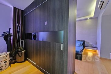 Antilla Lagoon Villa Kota Kemuning Duplex Townhouse 1787sf Freehold Fully Renovated Furnished Gated Guarded