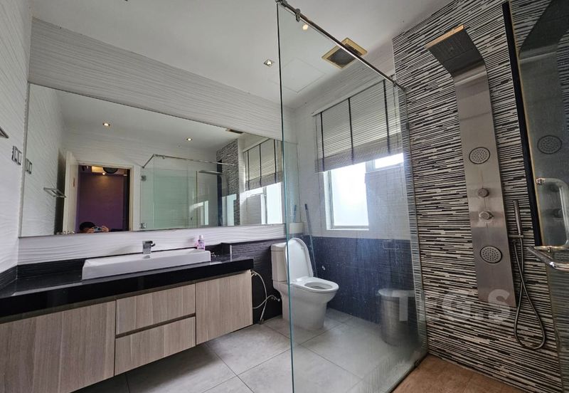 Antilla Lagoon Villa Kota Kemuning Duplex Townhouse 1787sf Freehold Fully Renovated Furnished Gated Guarded