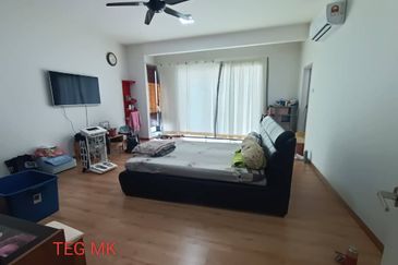 Grand Idaman Sentosa Klang 3 Storey House Superlink Non Flood Gated Guarded