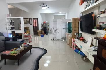 Grand Idaman Sentosa Klang 3 Storey House Superlink Non Flood Gated Guarded
