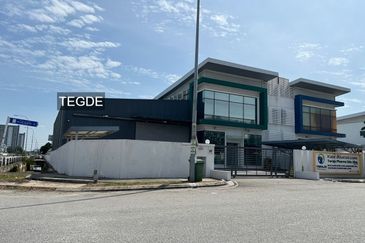 Gateway 16, Bandar Bukit Raja