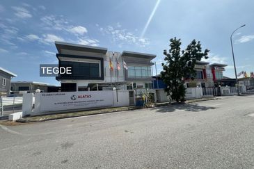 Gateway 16, Bandar Bukit Raja