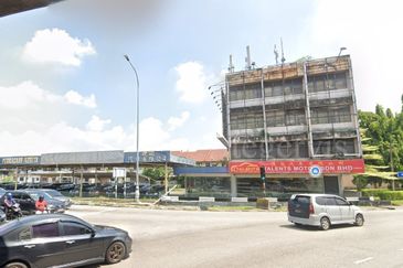 Persiaran Raja Muda Musa, Pelabuhan Klang