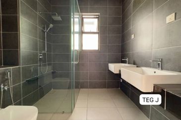 Setia Alam Bywater Brand New Semi D Corner House 62x75 Facing Open Space Gated Guarded