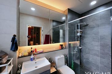 Lucent Residence @ twentyfive.7