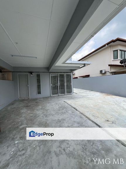 Taman Sentosa Klang Dato Dagang Double Storey End Lot House 28x65 With Extra Land Good Condition, Selangor, Klang