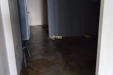 Alam Idaman Shah Alam First Floor Shop Office Freehold 4.62% Roi Tenanted Non Bumi Lot 