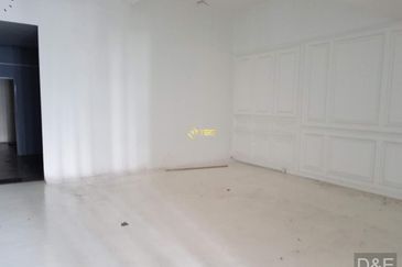 Alam Idaman Shah Alam First Floor Shop Office Freehold 4.62% Roi Tenanted Non Bumi Lot 