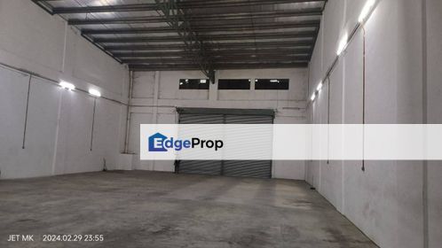 Aman Perdana Klang Kapar 1.5 Storey Link Factory Warehouse Build up 7142sf 150amp With Ccc Freehold, Selangor, Klang