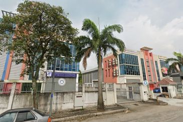 Jalan Bukit Kemuning