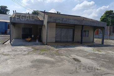 Jalan Bukit Kemuning