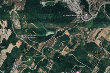 Jalan Bukit Cherakah