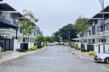 Bandar Sierra Puchong