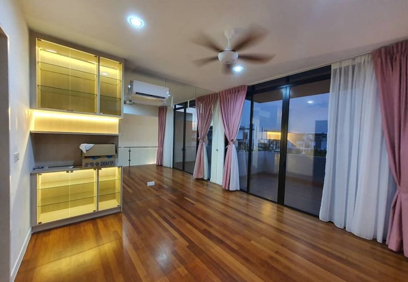 Sierra 6 @ 16 Sierra