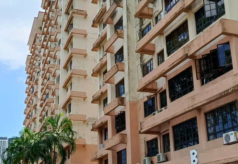 Bayu Tasik Condominium