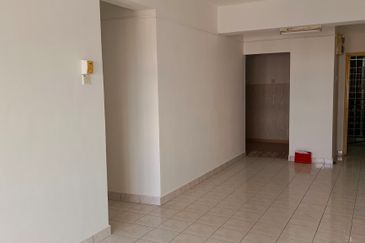 Bayu Tasik Condominium