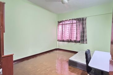 Apartmen Kampung Tunku