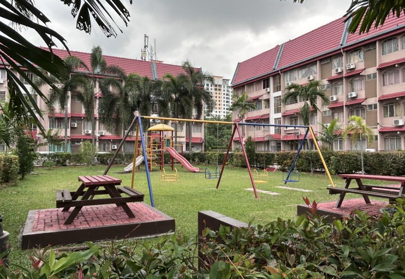 Apartmen Kampung Tunku