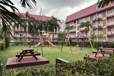Apartmen Kampung Tunku