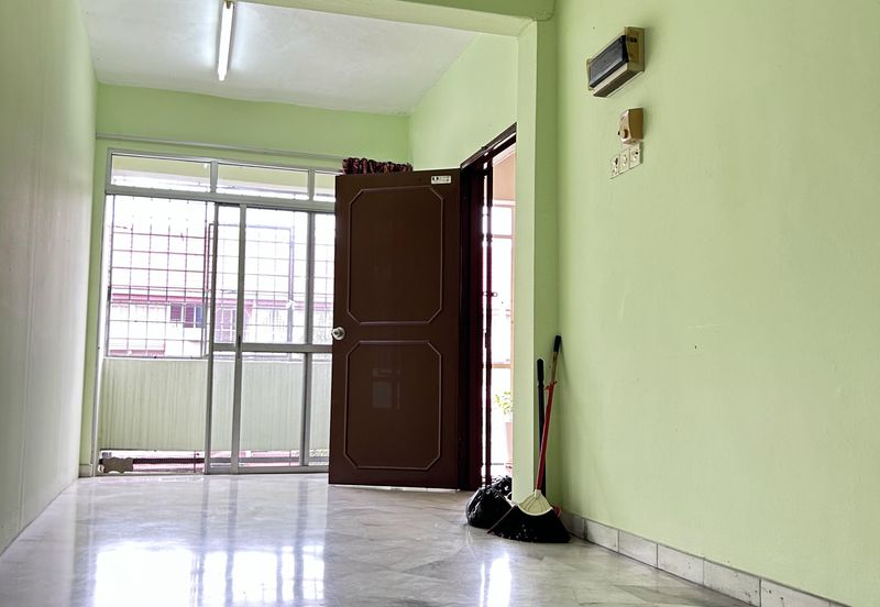 Apartmen Kampung Tunku