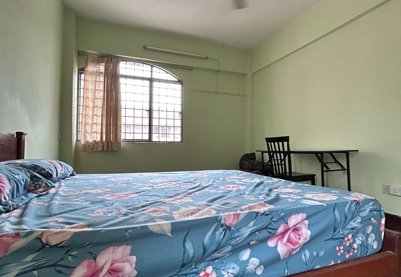 Apartmen Kampung Tunku