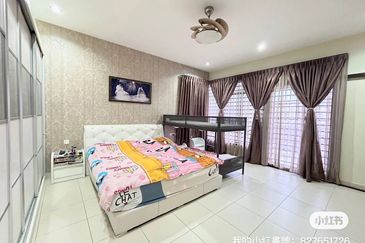 Add Hight double sty cluster house