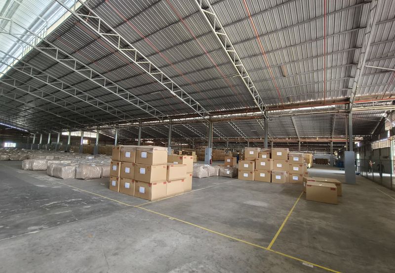 Pekan Nenas factory warehouse 