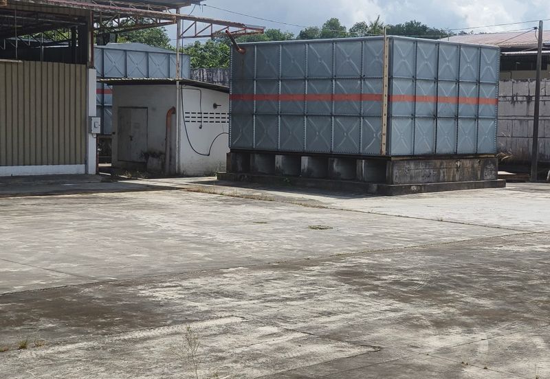 Pekan Nenas factory warehouse 