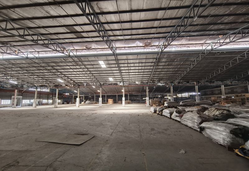 Pekan Nenas factory warehouse 