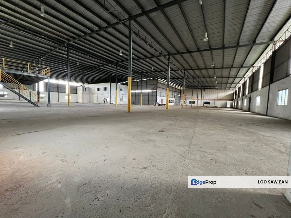 Kawasan Perindustrian Kelapa Sawit Kulai Factory For Sale , Johor, Kulai