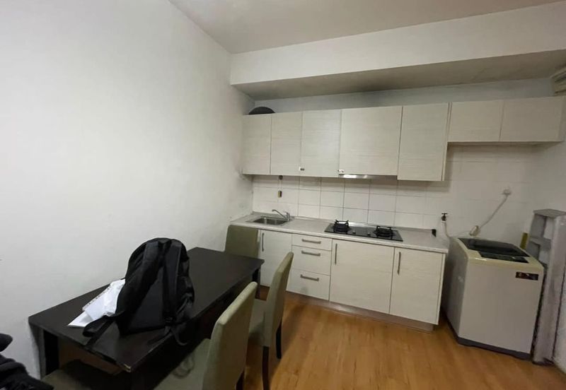 Dedaun Hijau (Greenfield Regency)