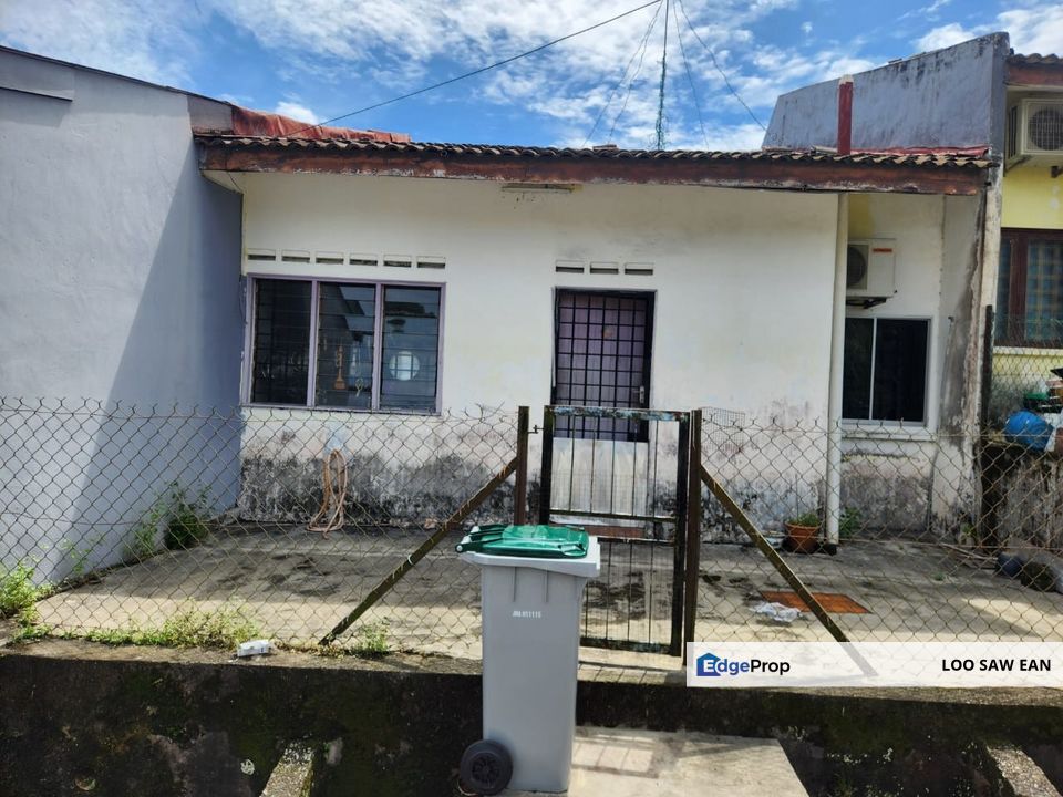 Taman Makmur Kulai Single Storey Terrace House For Sale, Johor, Kulai