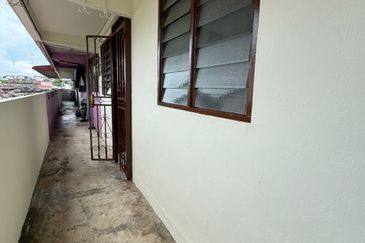 Flat Taman Ungku Tun Aminah