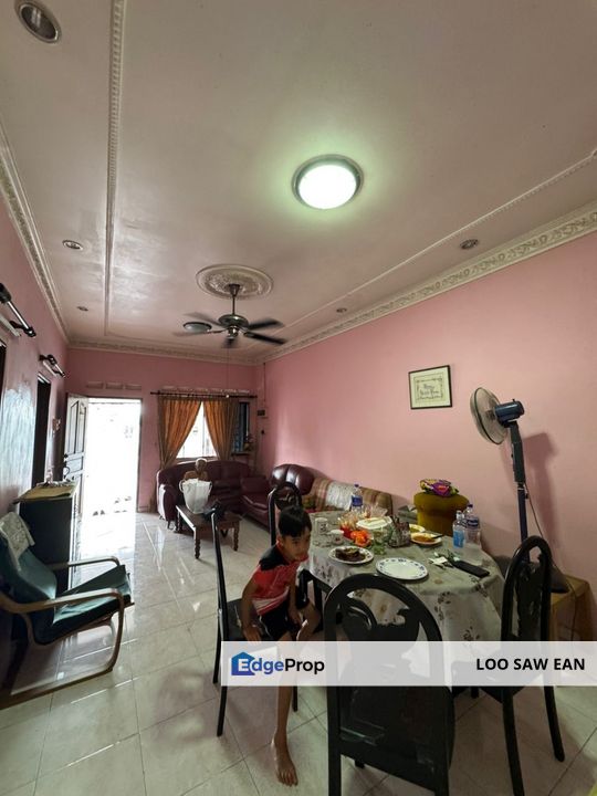 Taman Ungku Tun Aminah Single Storey Terrace House For Rent, Johor, Skudai