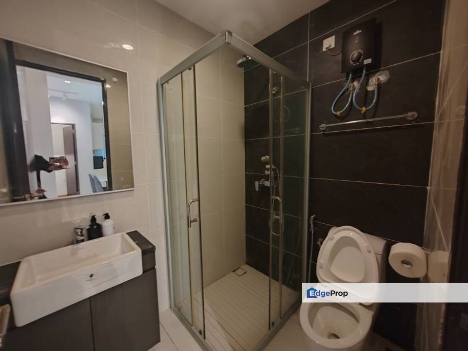 Nice Environment And Strategy Location, Johor, Johor Bahru