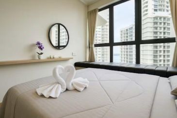 Baypoint @ Country Garden Danga Bay